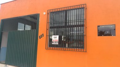 Barracão com 220 M2 no bairro Maria da Silva Maldonado 