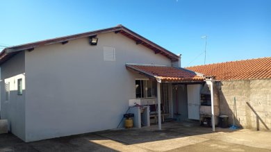 Casa terrea no Jardim maldonado garagem sem cobertura e 1 dorm com moveis planejado 