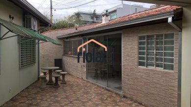 Otima casa com piscina no Jardim Eunice.