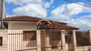Casa comercial ou residencial na Vila Brasil - excelente espaço para transportadora, estacionamento etc..