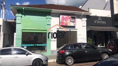 Imovel comercial na principal rua do centro da cidade.