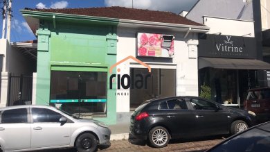 Imovel comercial na principal rua do centro da cidade.