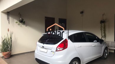 Casa a venda com otima localização no Jardim Santa Tereza.