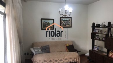 Casa a venda com otima localização no Jardim Santa Tereza.