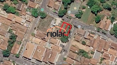 Dois terrenos, um do lado do outro que podem ser vendidos juntos ou separadamente na Vila Formosa.