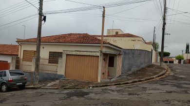Casa no Jardim Santa Teresa - garagem, 3 dorms 