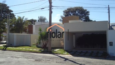 Linda casa a venda no Parque Biera Rio.