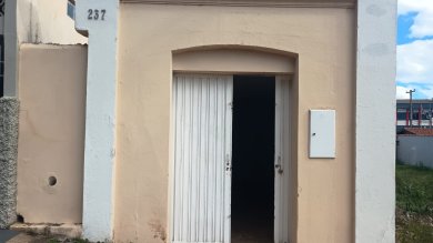 Salão comercial com 30 m2 , próximo a rodoviária 