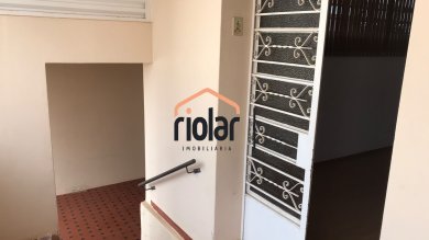 Casa com edicula a venda com otima localização na Vila Pereira.