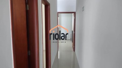 Salão comercial no centro com 3 salas , recepção e uma vaga de garagem 