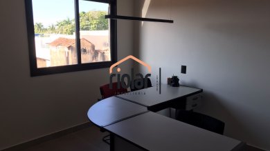 Centro com 3 excelentes salas disponível para locação 