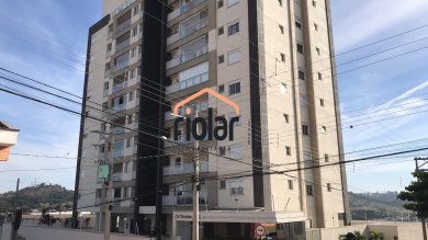Otimo apartamento a venda no centro da cidade.