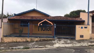 Casa a venda no Bairro Jardim Eunice.