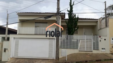 Centro - Linda casa, pertinho da Unip