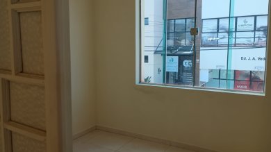 5 salas comerciais em um único imóvel, no centro da cidade. 