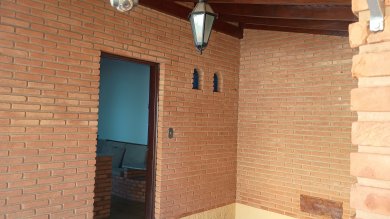 Casa na Vila Formosa com 2 garagens, 3 dorms sendo 1 suíte, cozinha, sala, banheiro social, edícula e elevador.