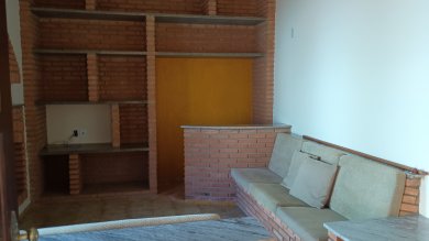 Casa na Vila Formosa com 2 garagens, 3 dorms sendo 1 suíte, cozinha, sala, banheiro social, edícula e elevador.