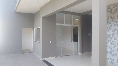 Jardim Bela Vista - Casa assobradada no Jardim Bela Vista, excelente acabamento, 3 dorms., garagem para 2 carros.