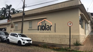 Imovel no centro da cidade para uso Comercial ou Residencial.