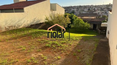 Terreno a venda no Jardim Santa Tereza