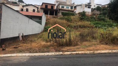 Terreno no Loteamento Chacara Lasmar.